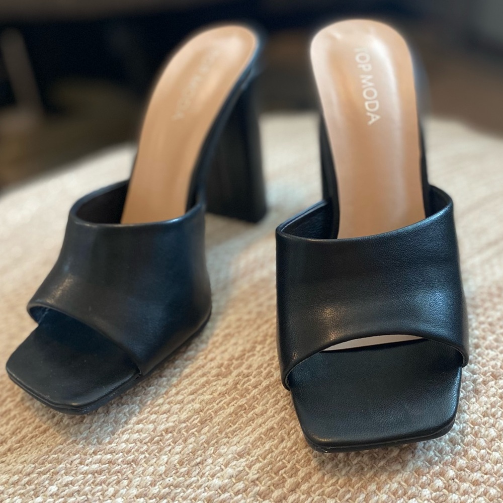 Slip on heel
